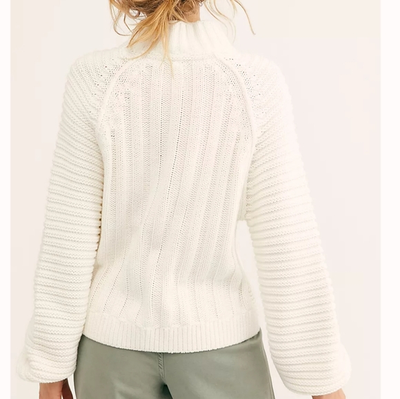 Free People Sweater Sweetheart Mock Neck Chunky Knit Ivory Sizes Sm Md & Lg NWT - Picture 9 of 12